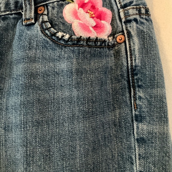 Gap bootleg embroidered jeans - Picture 2 of 7